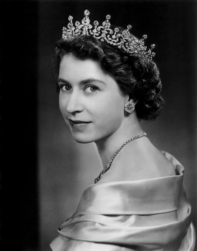 Yousuf-Karsh-Princess-Elizabeth-1951-02.jpg