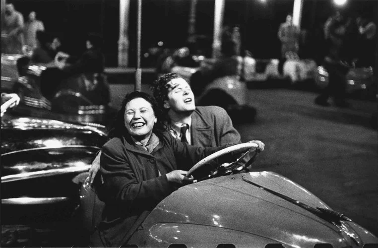 robertfrank-2011_NYR_02470_0070_000(robert_frank_paris_1949080801).jpg