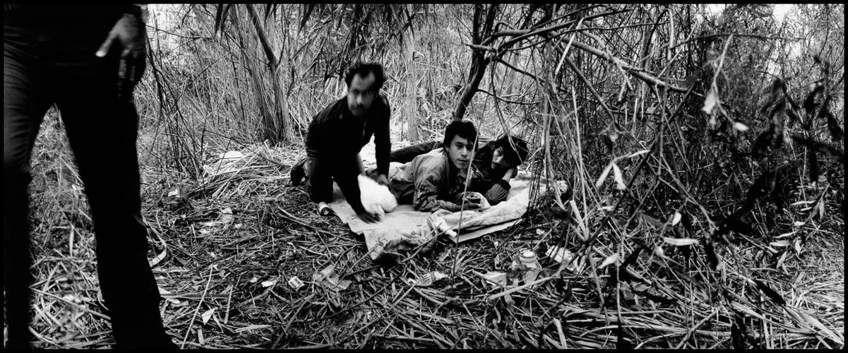 susanmeiselas-par118500-overlay.jpg