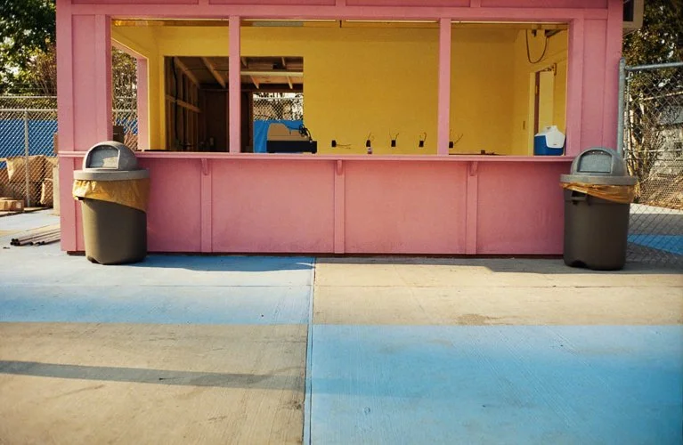 williameggleston-pink-stand.jpg