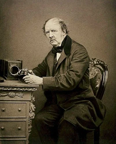 williamhenryfoxtalbot-John_Moffat_-_William_Henry_Fox_Talbot,_1864_(cropped).jpg