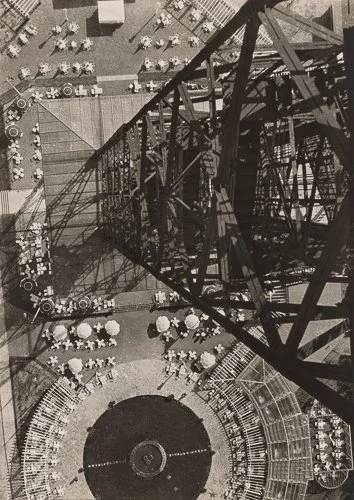 laszlomoholynagy-default.jpg