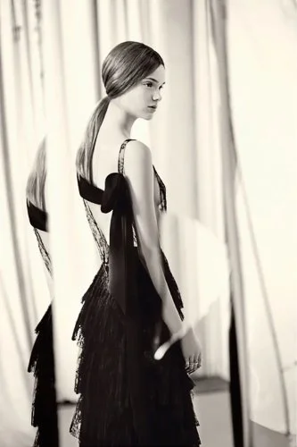 paoloroversi-Dior_Magazine-Summer_2016-by-Paolo_Roversi-05.jpg