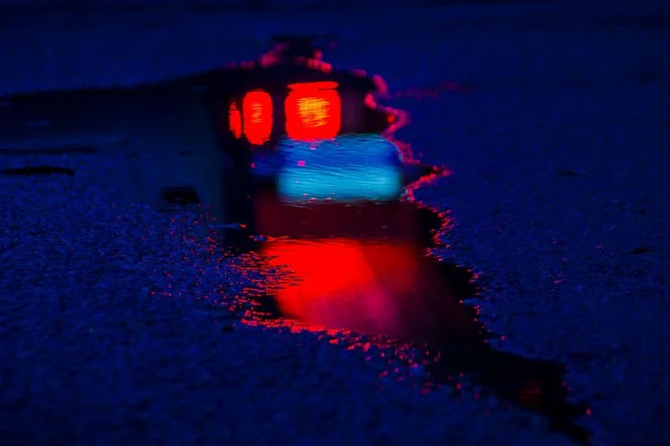 slavasemeniuta-wet-neon-3.jpg