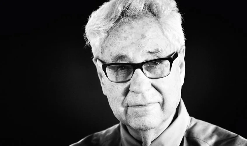elliotterwitt-Elliott_Erwitt_by_Alessio_Jacona_(15554958273).jpg