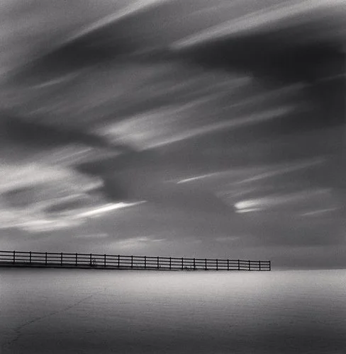 michaelkenna-Kenna-CloudsFenceAndSnowNakafuranoHokkaidoJapan2013-72_grande.jpg
