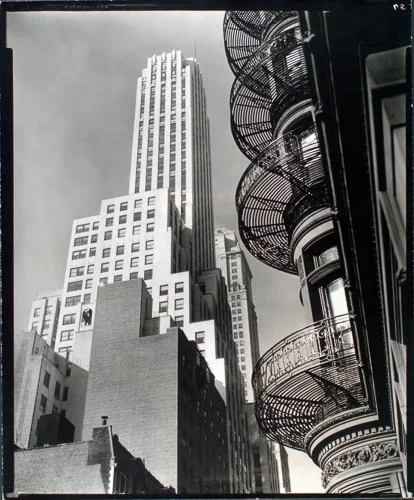 bereniceabbot-Murray-Hill-Hotel-from-Park-Avenue-and-40th-Street-Manhattan.jpg