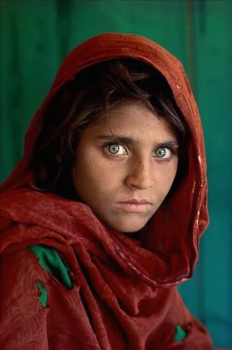 stevemccurry-01-AfghanGirl-MainThumb.jpg