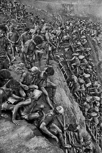 sebastiaosalgago-mines-download.jpg