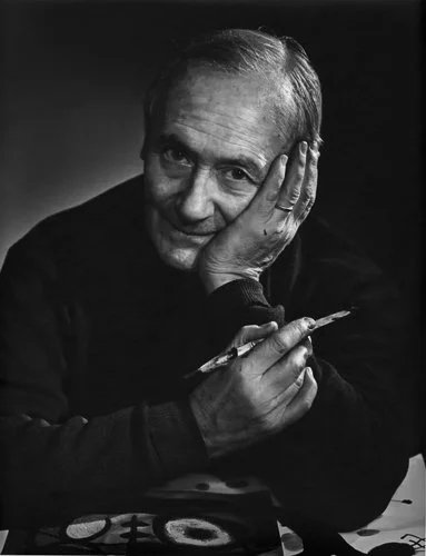 yousufkarsh-Yousuf-Karsh-Miro-Joan.jpg