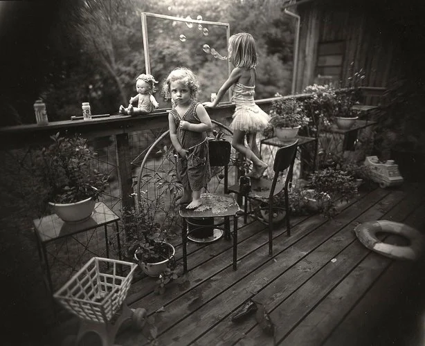 sallymann-Sally-Mann-Blowing-Bubbles-1987-from-Immediate-Family.jpg
