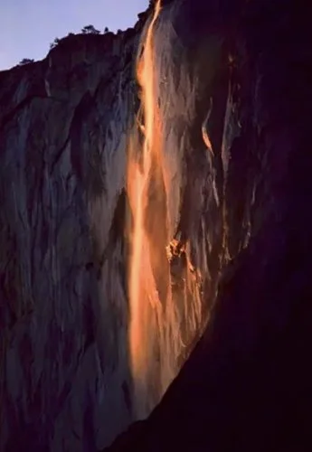 galenrowell-Last-Light-on-Horsetail-Fall-by-Galen-Rowell-e1612562852563.jpg