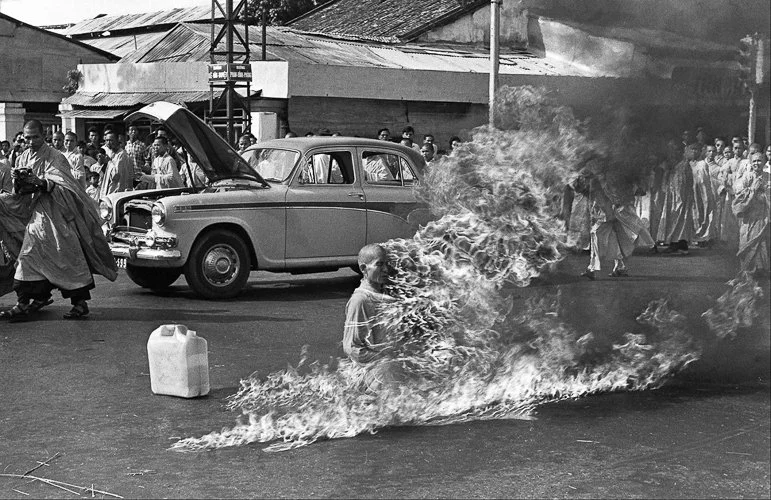 malcolmbrowne-The burning monk, 1963 (1).jpg