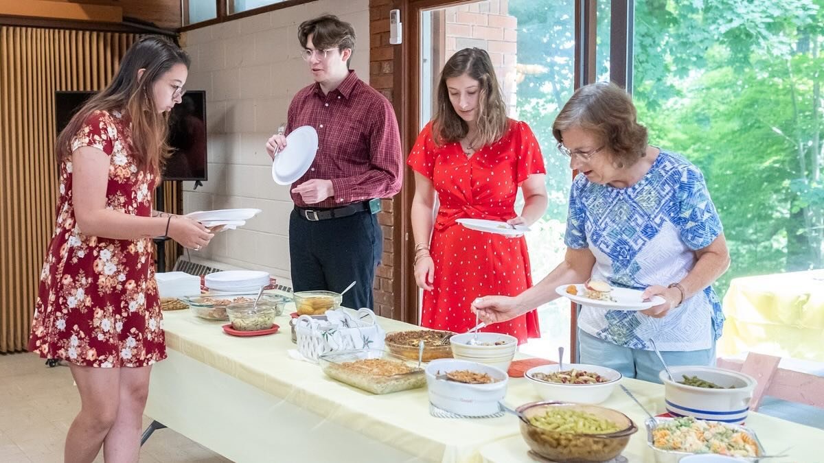 🍽️ In Celebration of Pentecost Sunday and in keeping with our third Sunday Fellowship Meal tradition, we will host a joint May 19 fellowship luncheon with our sister congregation, Bright Hope Laurel United Methodist Church at 12:45 pm (following Bri