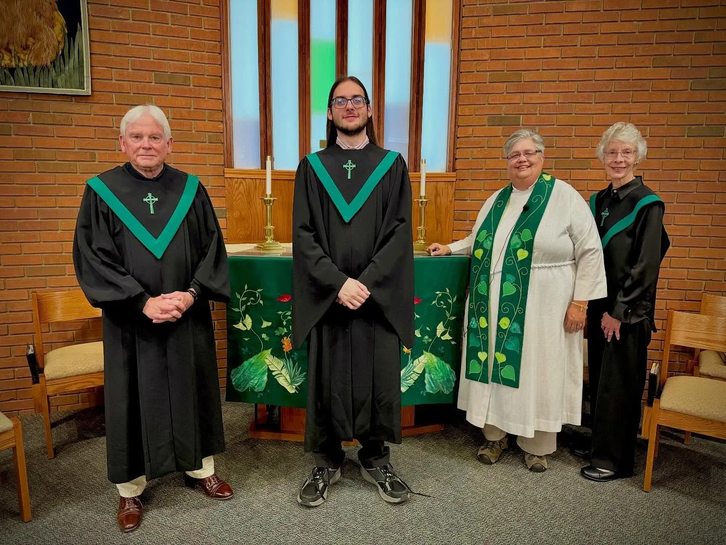 ❤️On Sunday, we gave heartfelt thanks for Daniel Pearsall, one of our Mars Hill University student musicians who has shared his gifts and faith with our congregation over the past several years.

Daniel directed our anthem during worship, offering a 
