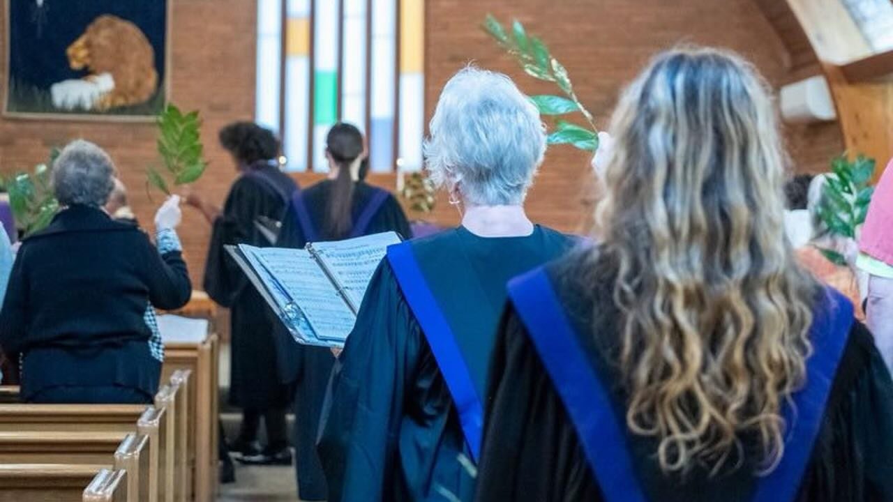 In case you missed, our Worship for Sunday continued our Lenten Worship Series, &ldquo;Dust and Breath: Returning to the Heart of God.&rdquo; And, Palm Sunday&rsquo;s worship included a sermon based on the Gospel of Matthew &ldquo;Love that Stays&rdq