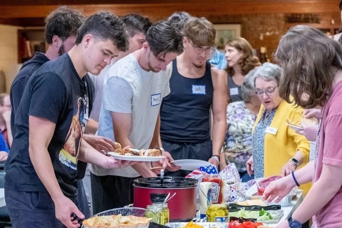 🍽️On April 19 at 5:30 pm, we&rsquo;re gathering for a community meal to celebrate students and our collective community to pause, give thanks and enjoy time together.💙💛

The main dish will be lasagna, including a vegetarian option, and will be pro