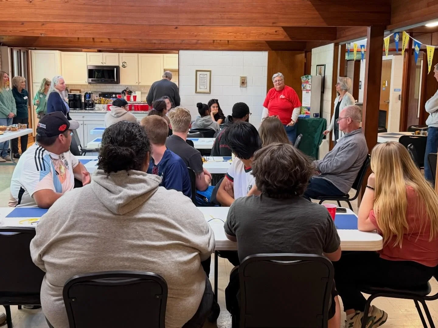 💙💛🦁 Thank you to everyone who prepared food, attended and supported Sunday&rsquo;s community dinner celebrating students. 

We were thankful for the food, fellowship and friendship. 

#MarsHillNC #WNC #MadisonCountyNC #828isgreat