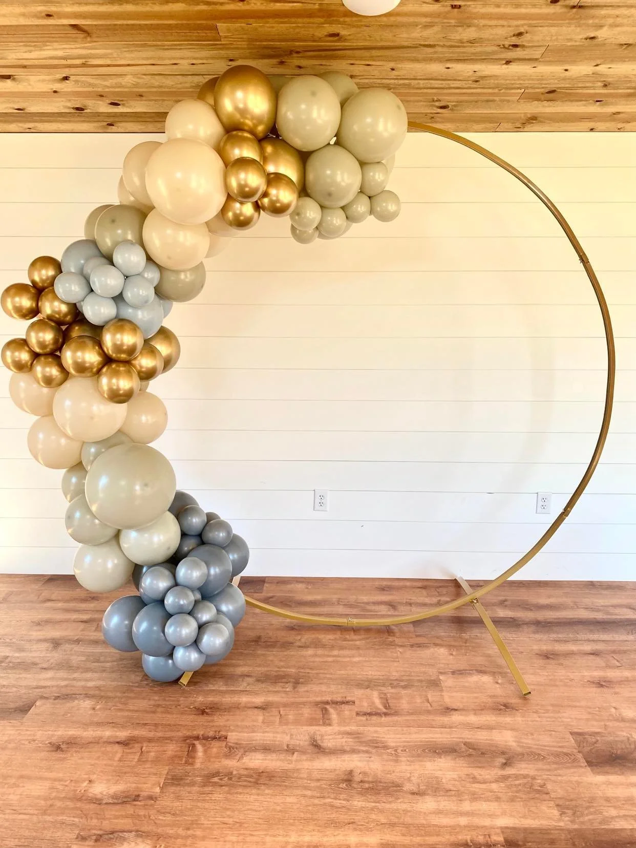 ball1.jpg