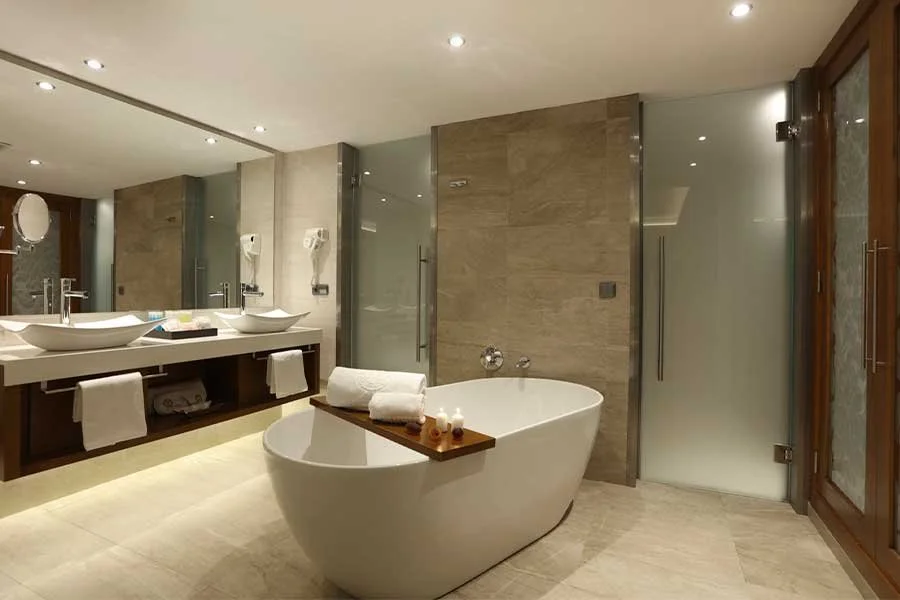 family club swim up b - Groups Department.jpg