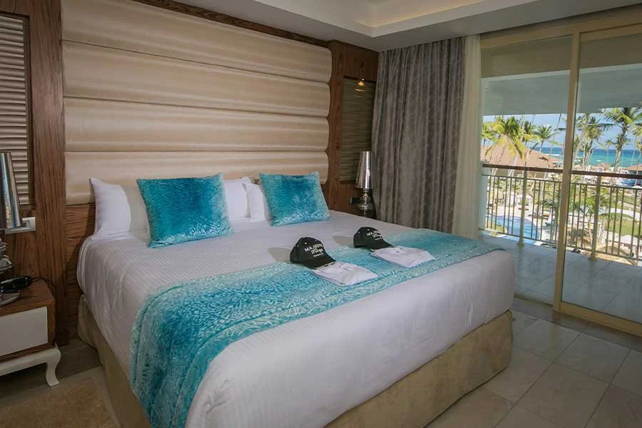 mirage club Ocean View suite a - Groups Department.jpg