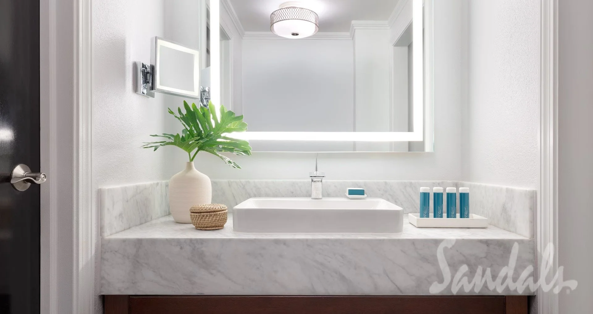 West Bay Honeymoon Oceanview Club Level Suite-2 - Dianne Manto.jpg