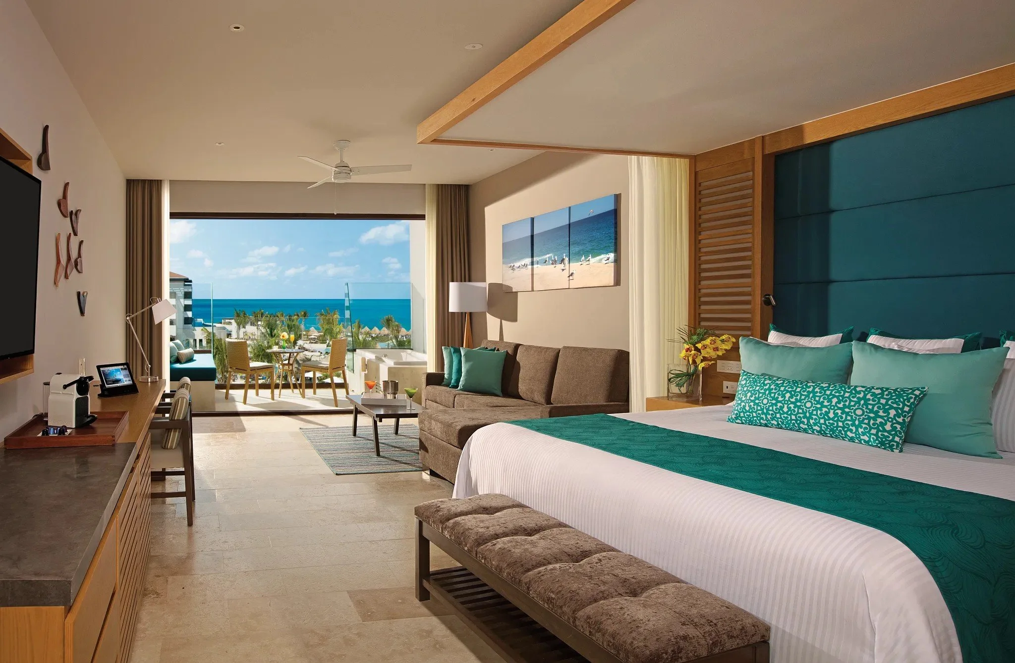 Junior Suite Partial Ocean View - Dianne Manto.jpg