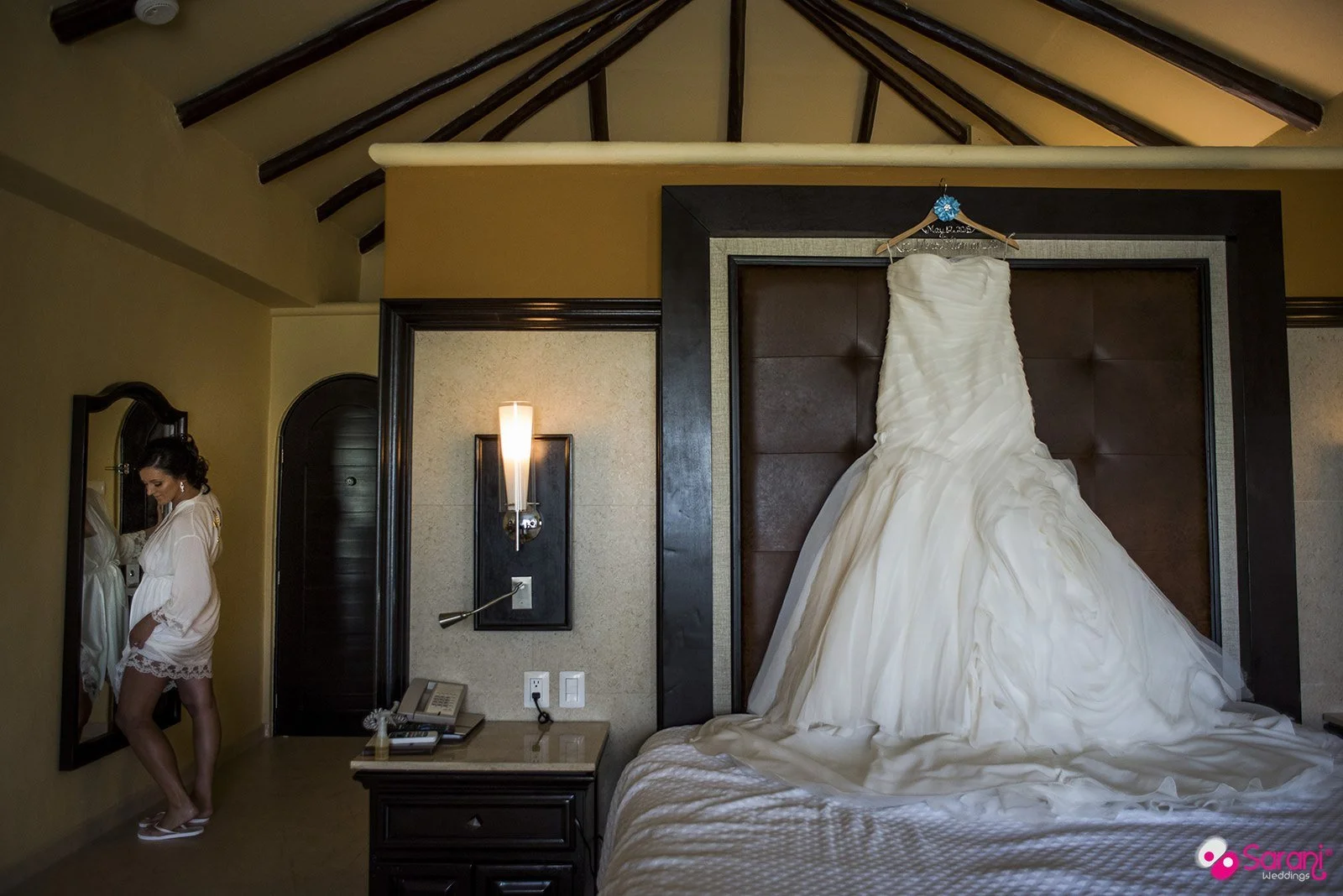 Saraniweddings008.jpg