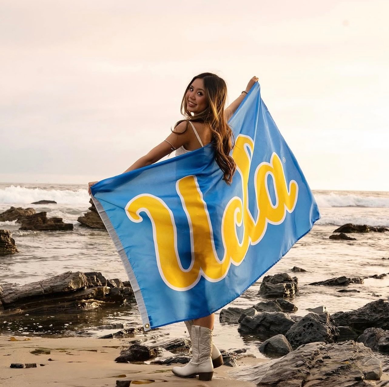 Congratulations to all our new Bruins 🥳🎉 You&rsquo;ve made your best decision yet, GO UCLA! 💛🐻 

#next4 #gobruins #ucla #bruins #uclalifestyle #classof2029 #babybruins