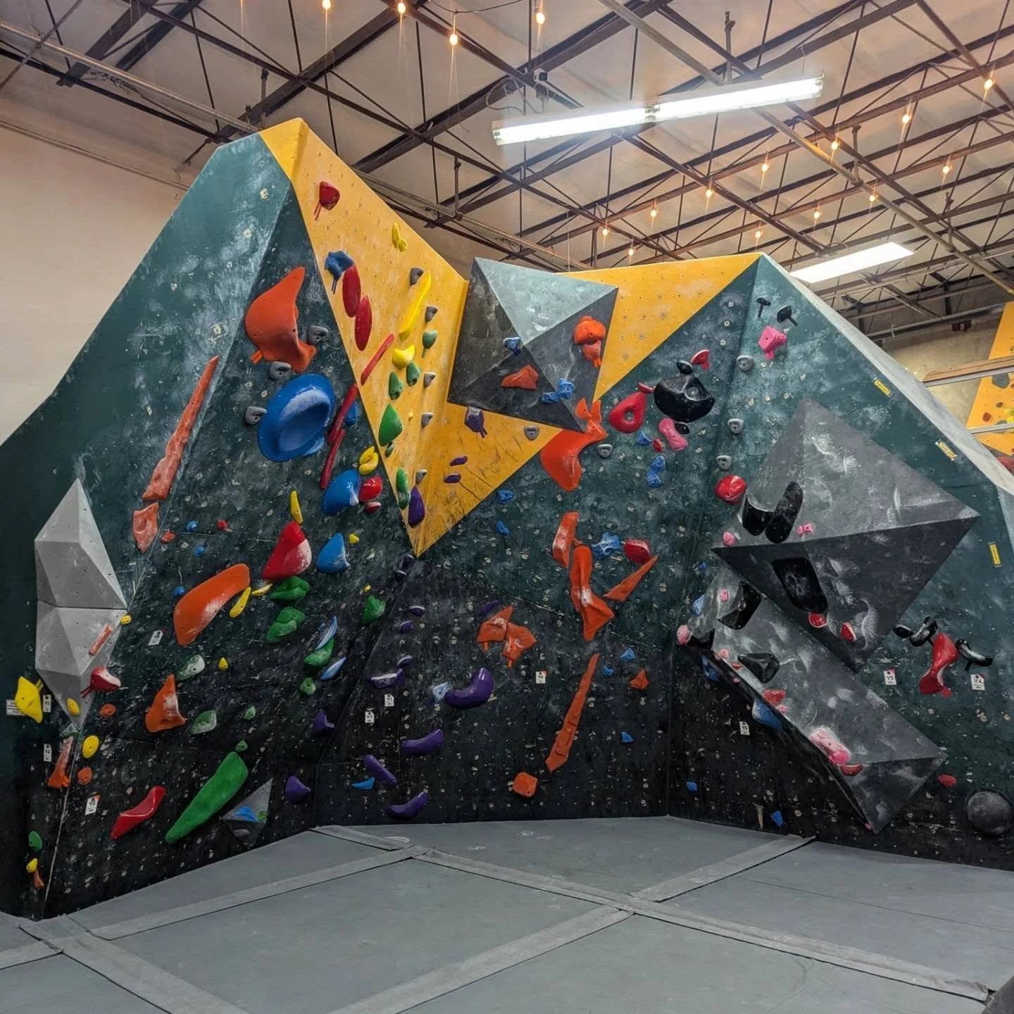 The cave wall has been reset and the strong steep wall climber in you will LOVE it! These climbs are crimp-y, dynamic, slopey, and there&rsquo;s a lotttt of heel hooks! This new set is rad, come try &lsquo;em while they&rsquo;re fresh!

Grades range 