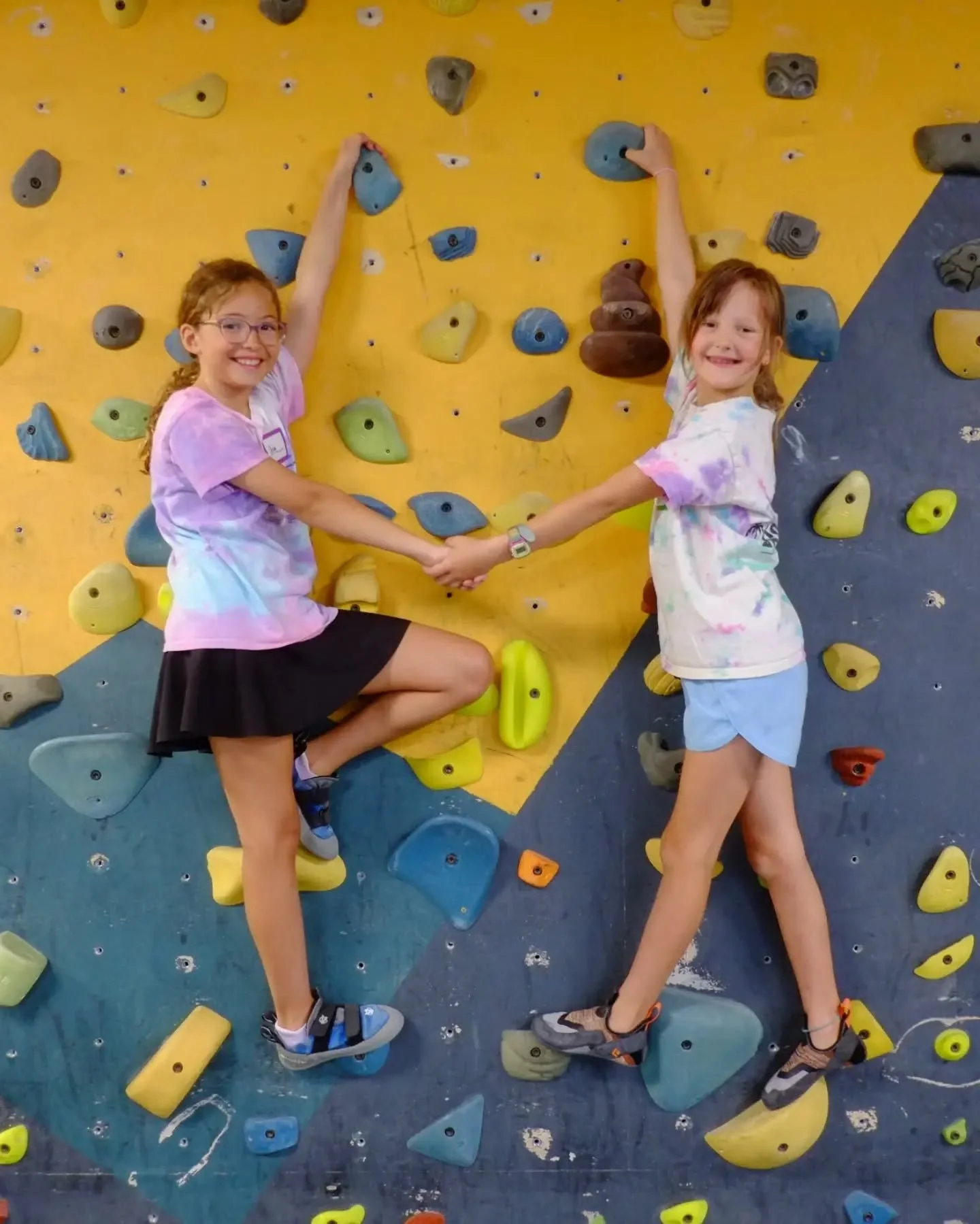 Join us for a FREE Student Night tomorrow Friday, October 30, 5-8 pm! Bring your friends and come climb on Friday for FREE! 

FREE for everyone!! Includes rental shoes. Must show valid student ID &amp; have a digital waiver on file. 

Bring your frie