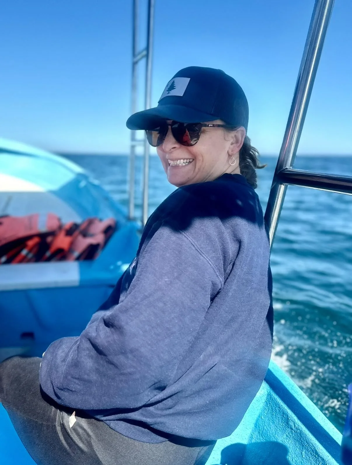 Happiest birthday to our gorgeous yoga mama, @leighalberti! 

How lucky we are that you were born Leigh. :) Thank you for YOU, for your kind and generous heart, and for all you do to be of service to this world.

You have created the most sacred yoga