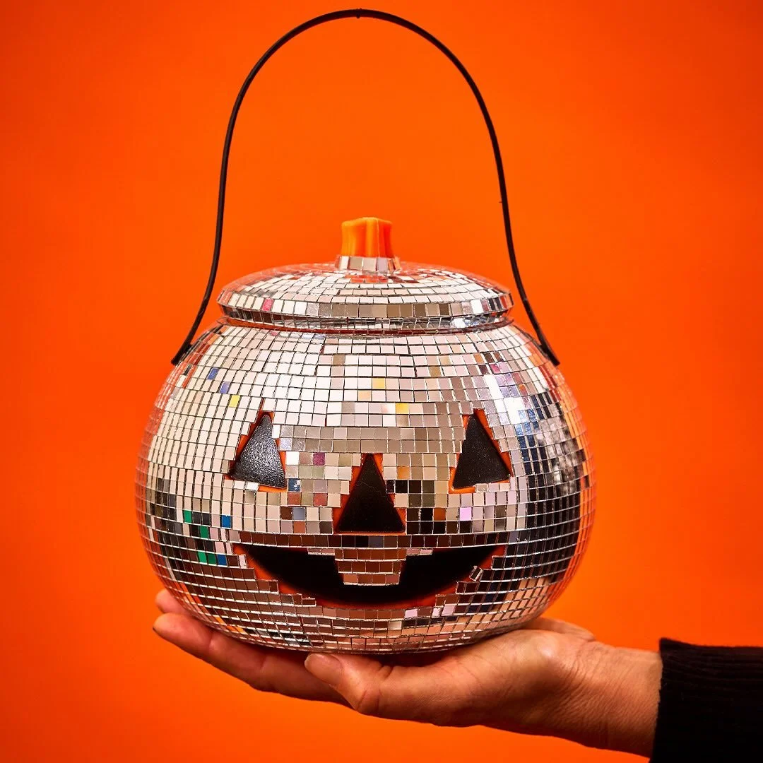 Halloween by @dylanscandybar