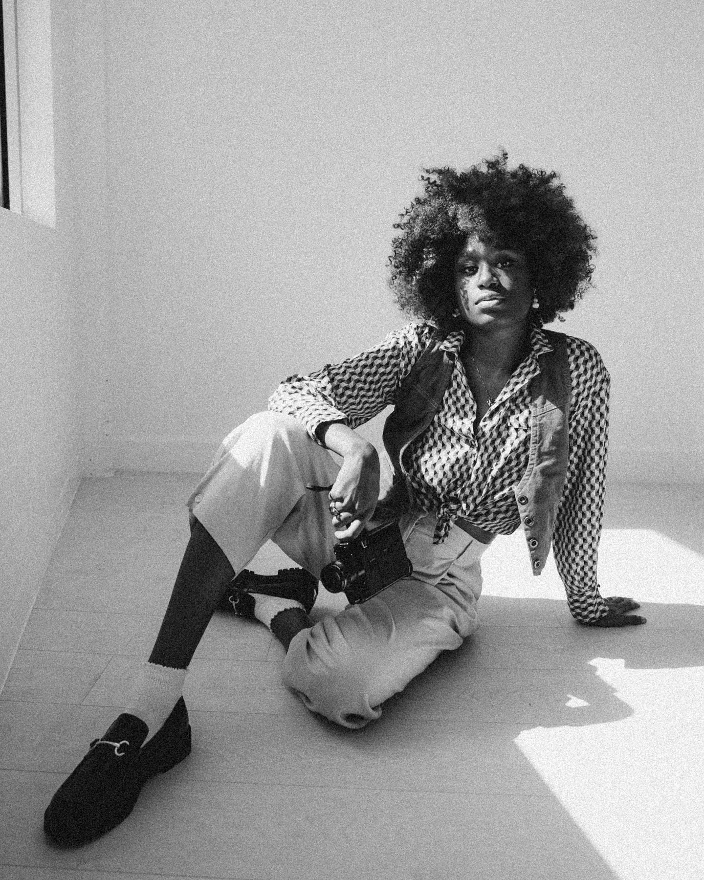 Well HELLO, 👋 

It has been forever since I&rsquo;ve introduced myself on this app. Well my name is Elexus like E with the car Lexus 🚗. I am a Quirky Gal that stands 5&rsquo;11 tall. 

I fell in love with photography at the ripe age of 8 when I wen