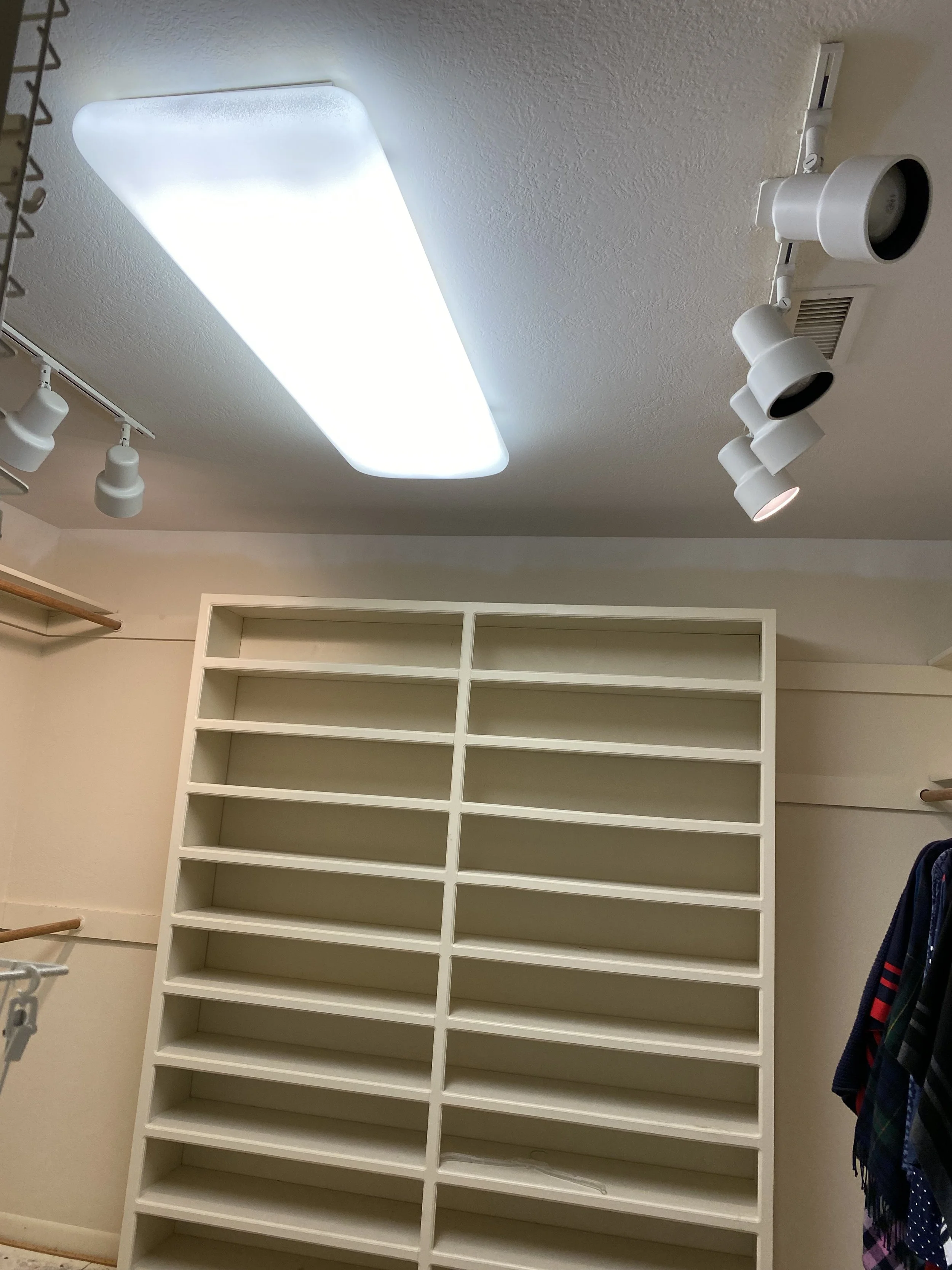 closet5.jpg