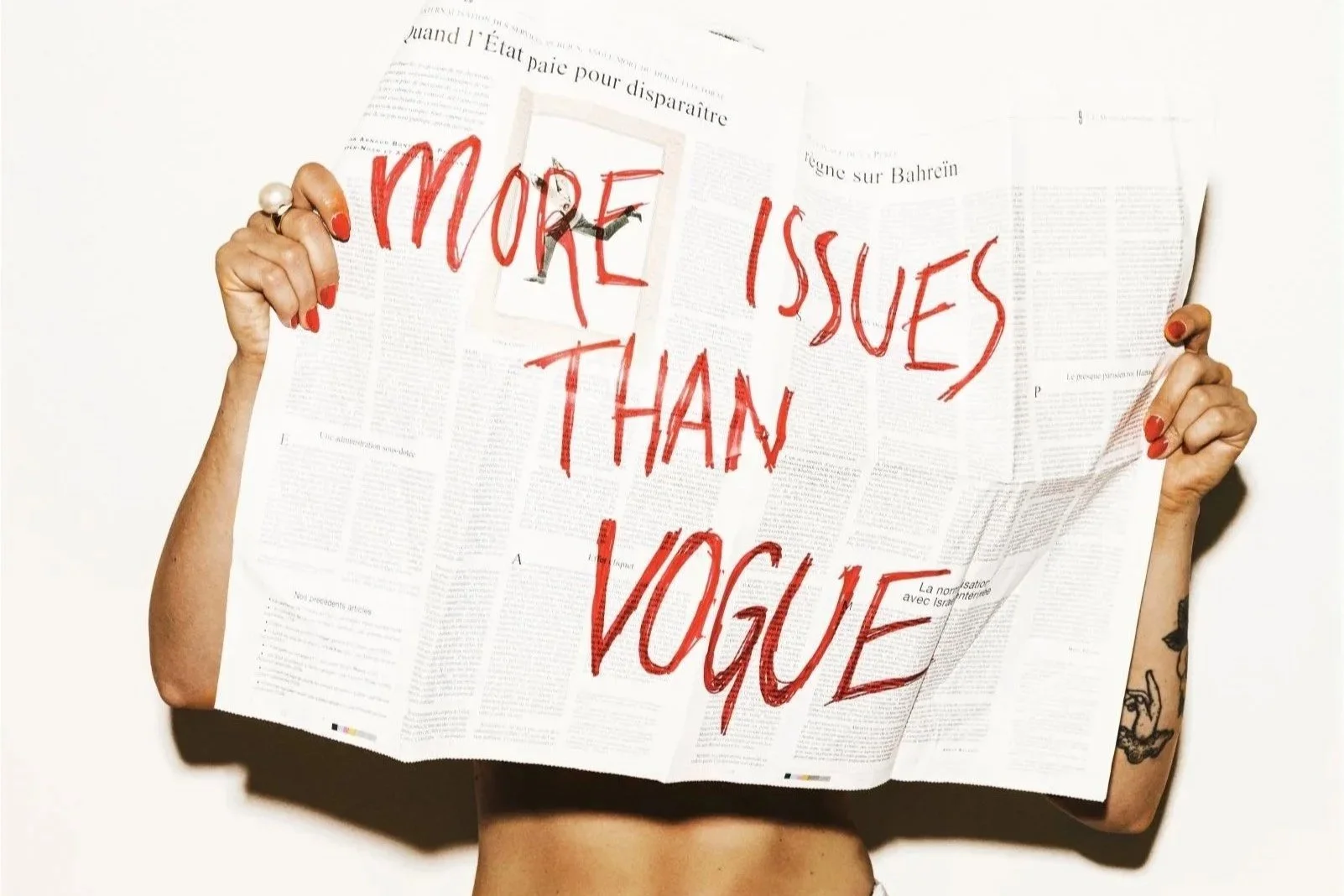 Cheeseburgers, Aquariums, and International Dalliances: Julia Answers Vogue’s 73 Questions (Part 1 of 3)