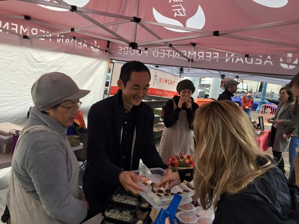 We have a lot of fermented samples. Please come to taste them.