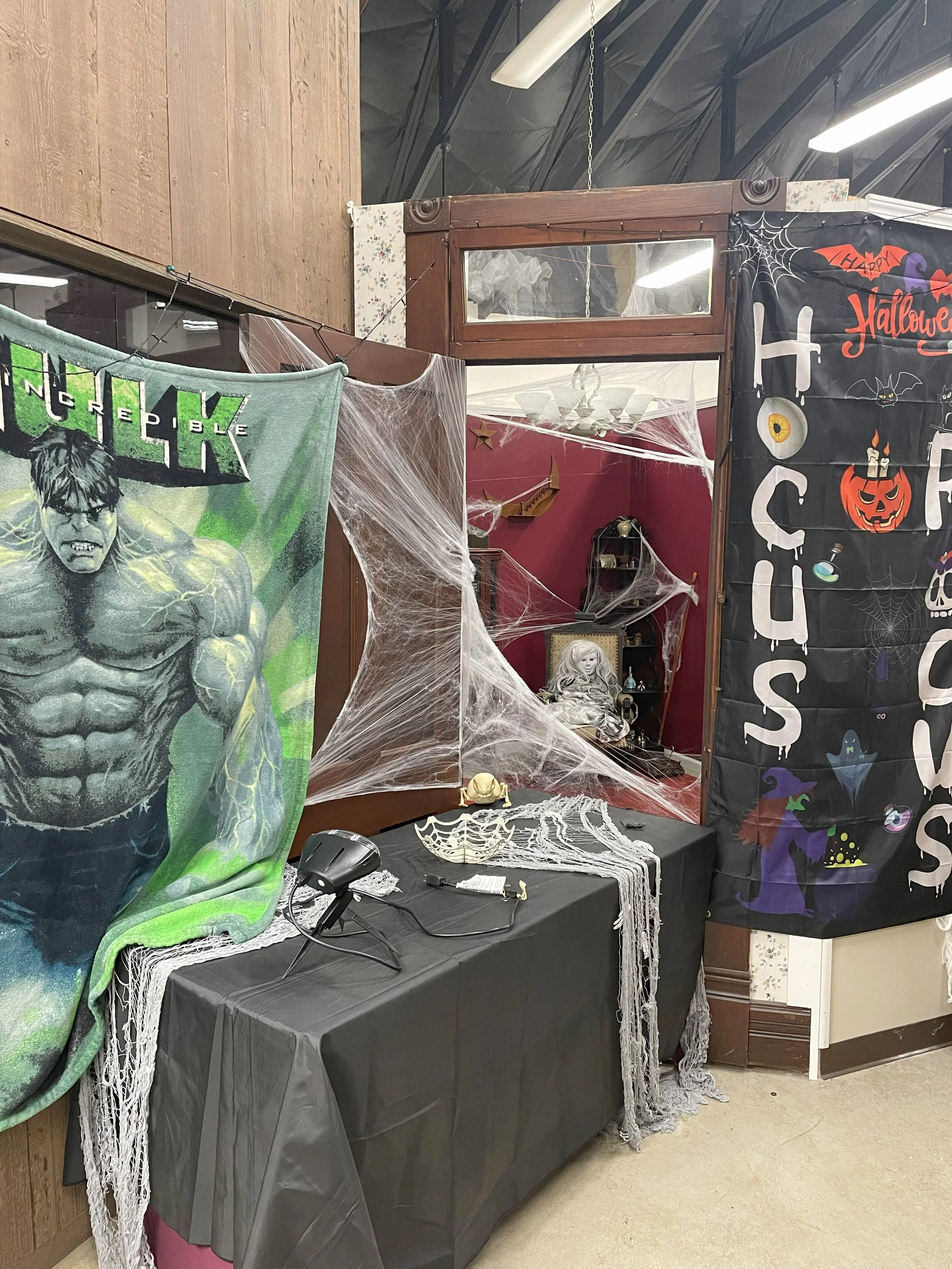 014_Museum_Hulk.jpg