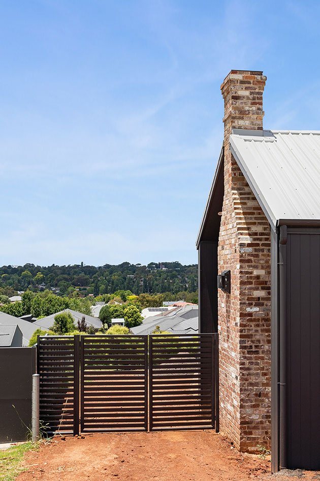 32_29 Kanzi Pl Orange_High Res.jpg