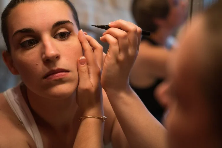 cass-getting-ready.jpg