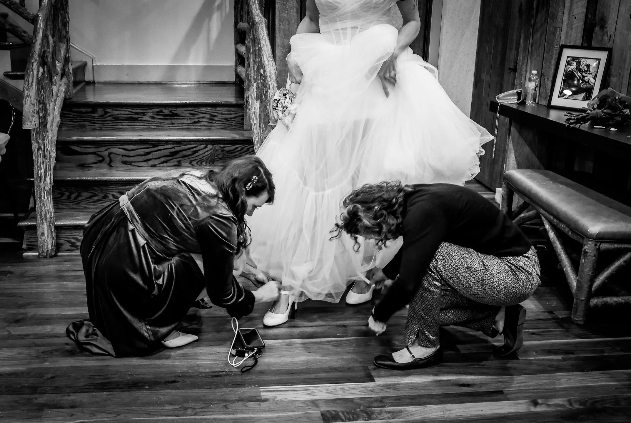 Bridesmaids helping bride get ready | Whysall Photography