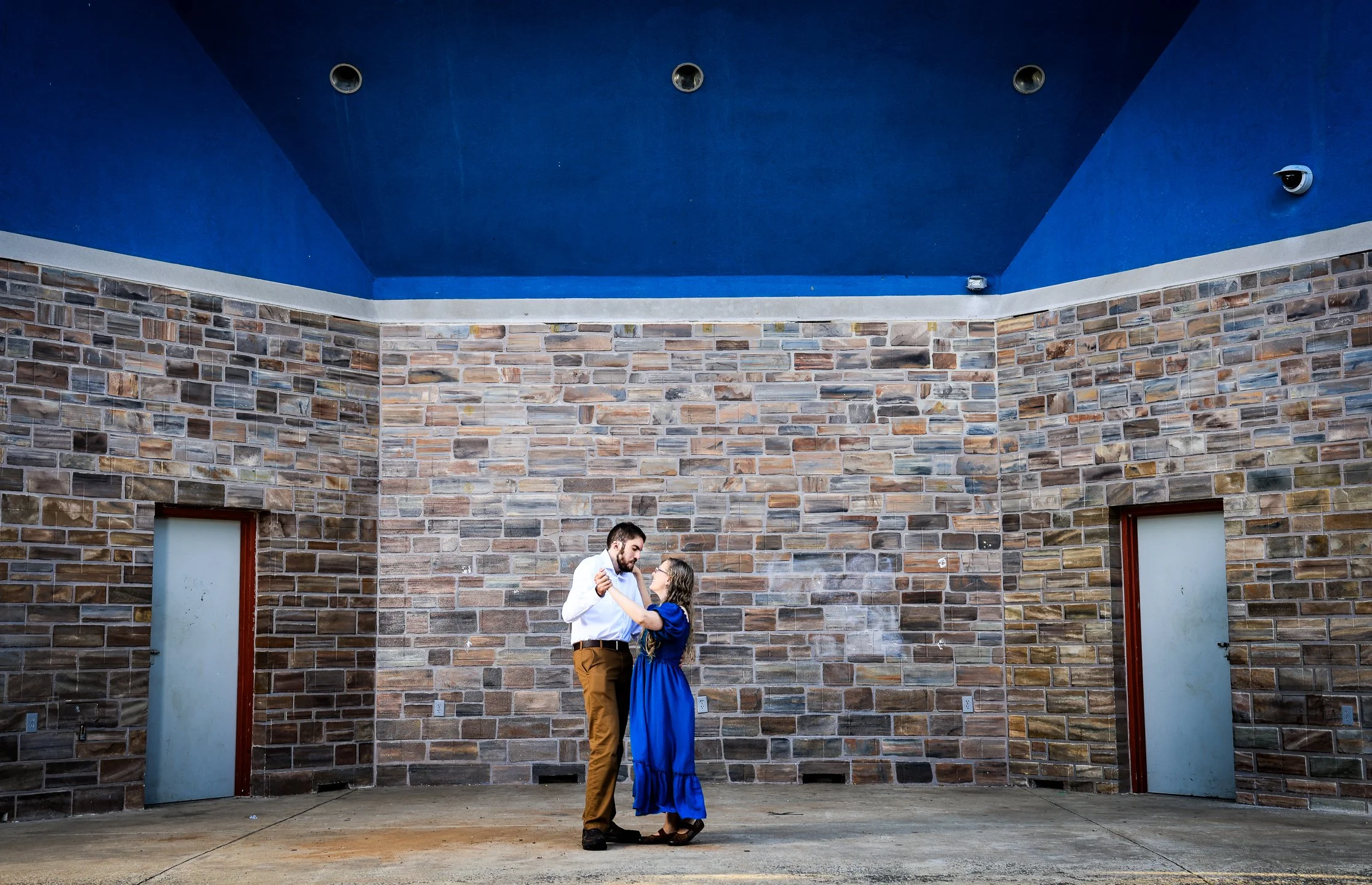 Bride and groom dancing | Whysall Photography