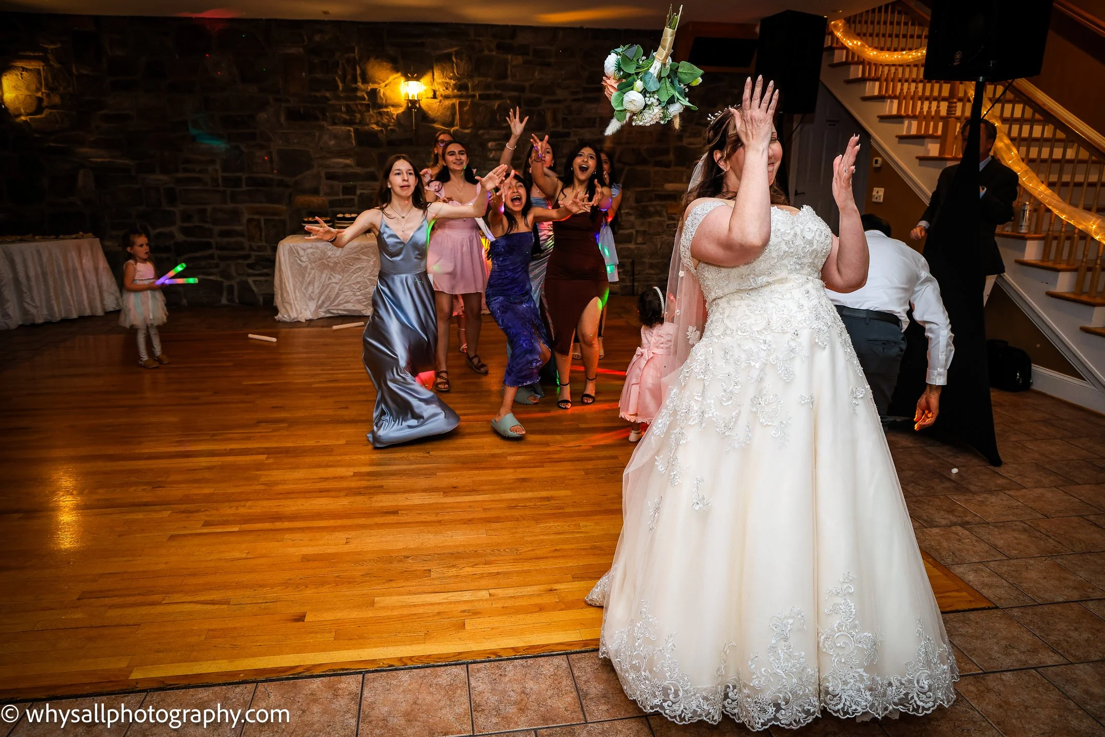 Bouquet toss