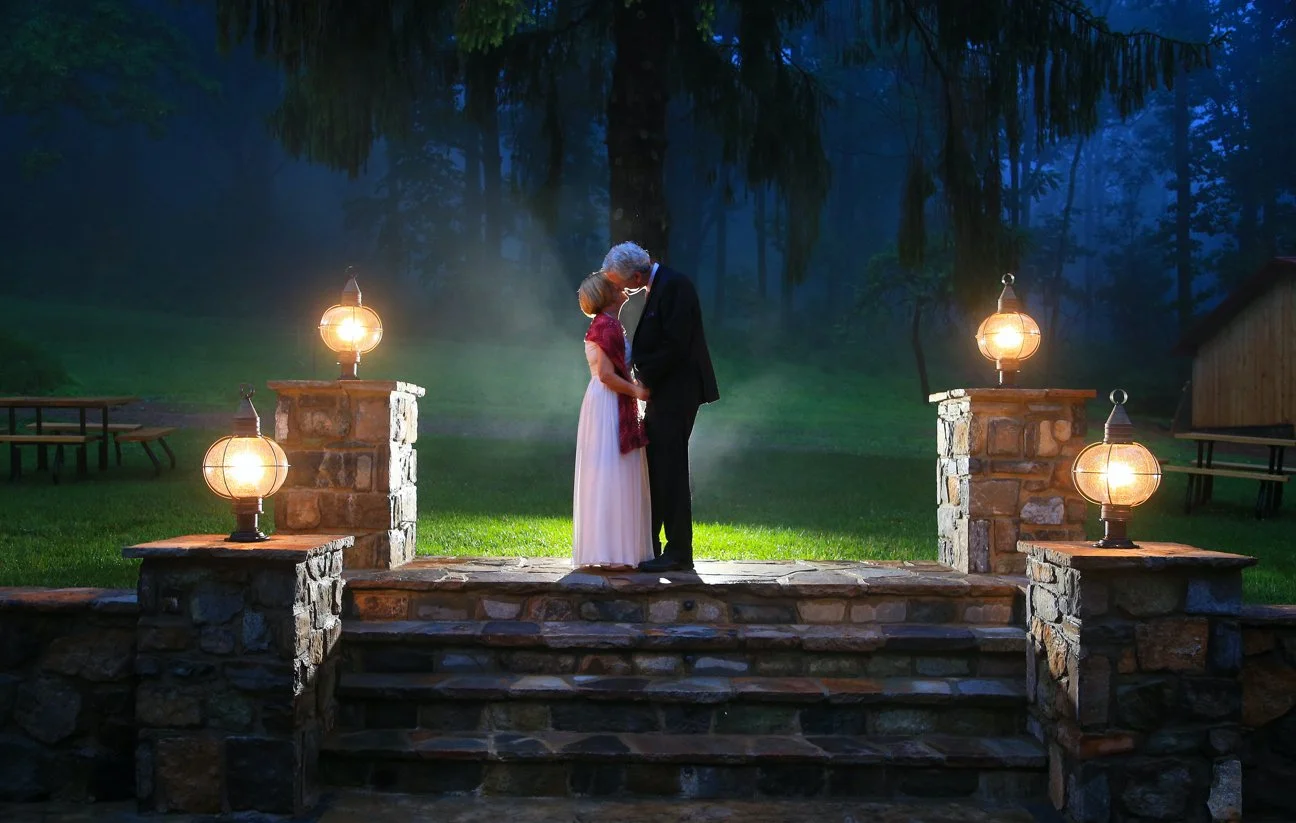 Bride and groom Bluemont Vineyard with edgy lighting | Whysall Photography