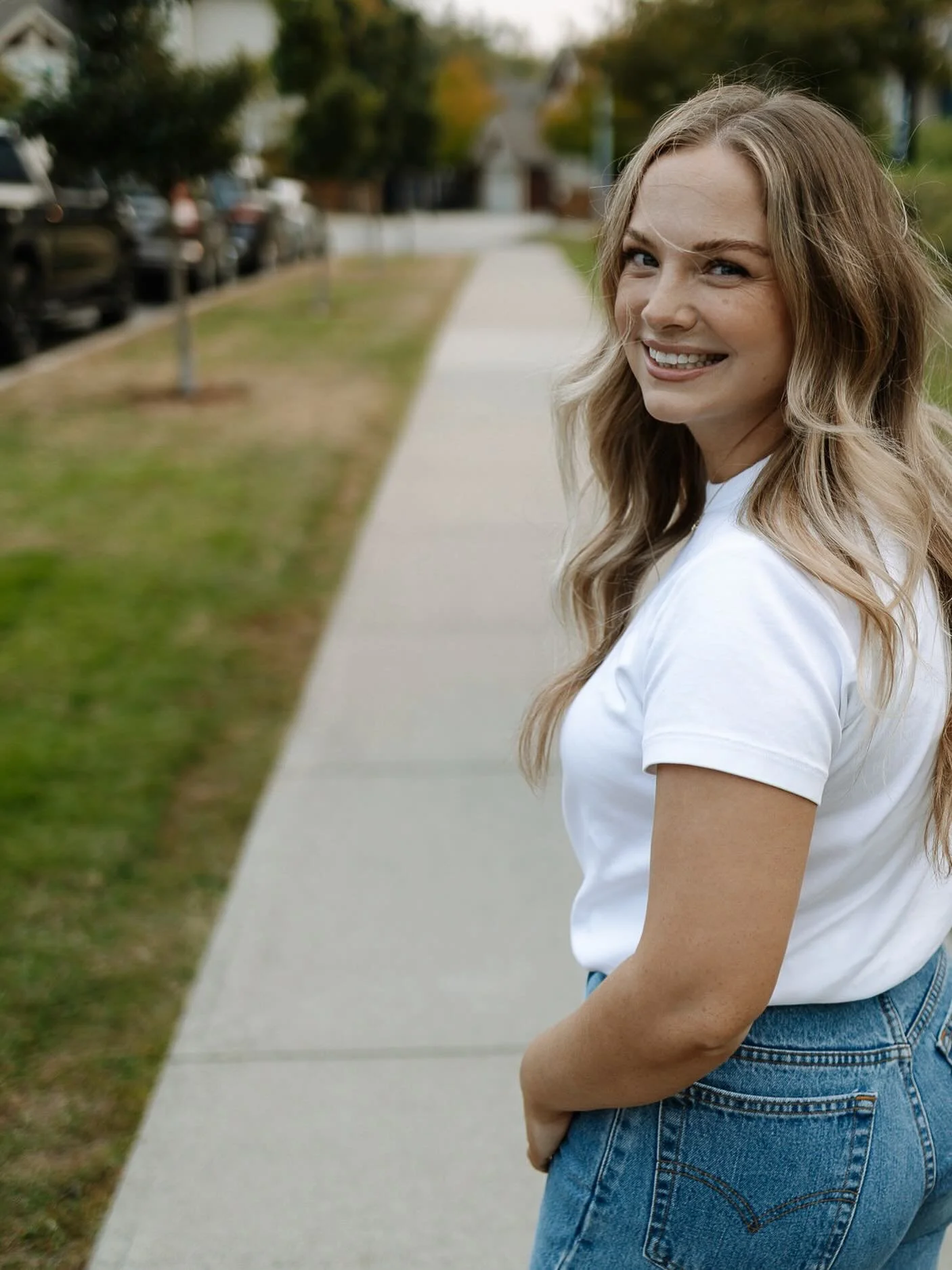 &lsquo;April showers bring May flowers&rsquo;&hellip;and Walk &amp; Talk sessions with Teagan! 🌞 Spring/Summer calendars are now open online &amp; it&rsquo;s time to secure your Walk &amp; Talk session slots in advance! Booking link is in our bio 💫