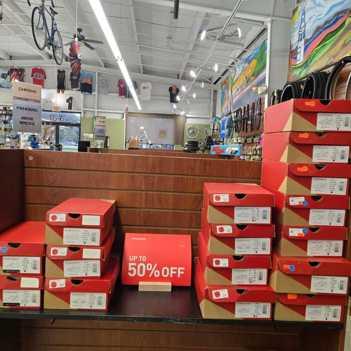 Come check out this Specialized Super Sale! Are you ready for an upgrade to your clipless shoes or get a new helmet? Sizes and availability are limited, so stop on by and grab yours today!