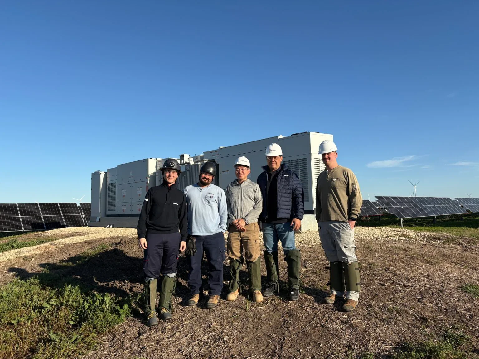 Zeitview Helps Quantified Energy Complete First Inverter-Fed Autonomous Drone EL Inspection on U.S. Soil at Acciona Energía’s 458 MWp Red-Tailed Hawk Solar Power Plant