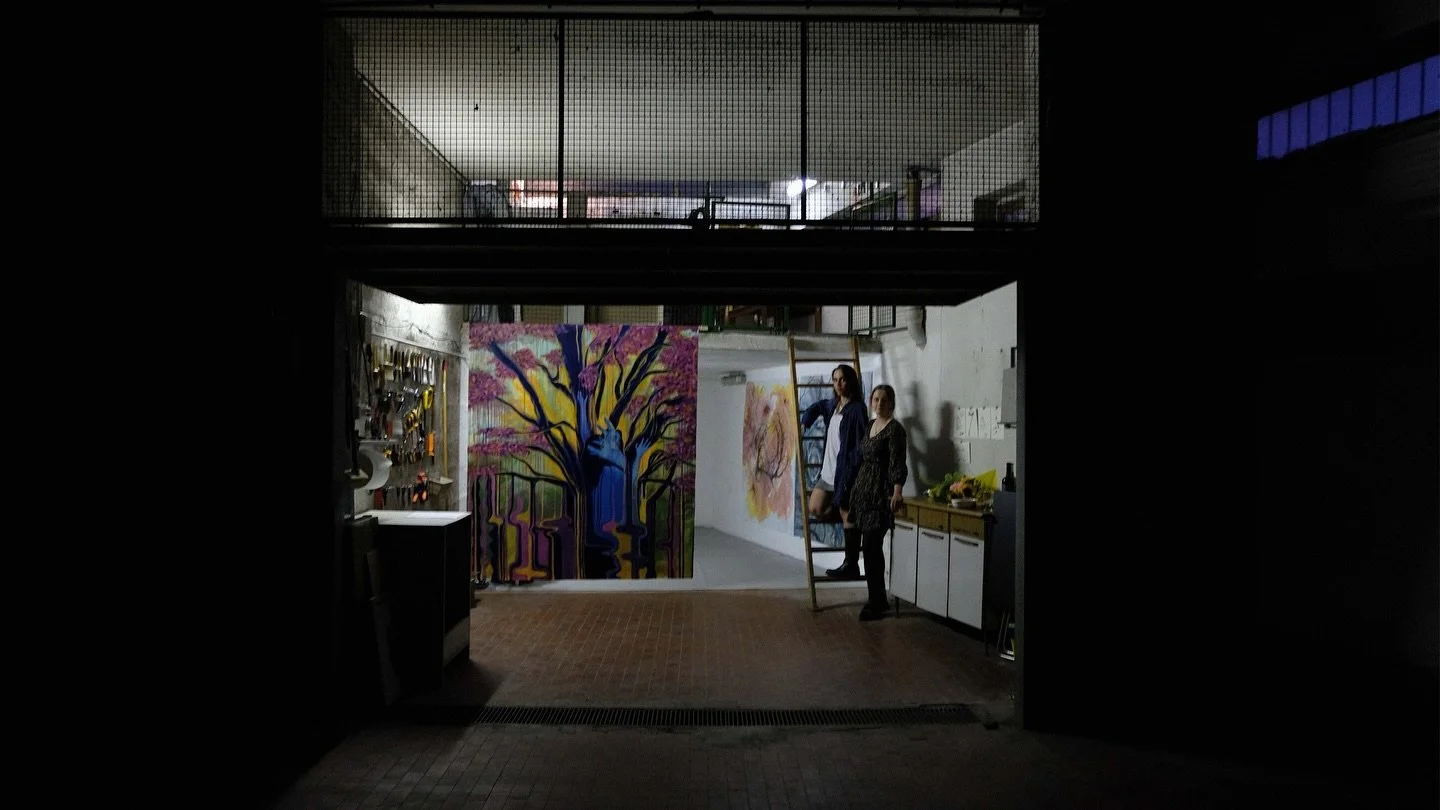 Artists in the dark 💡