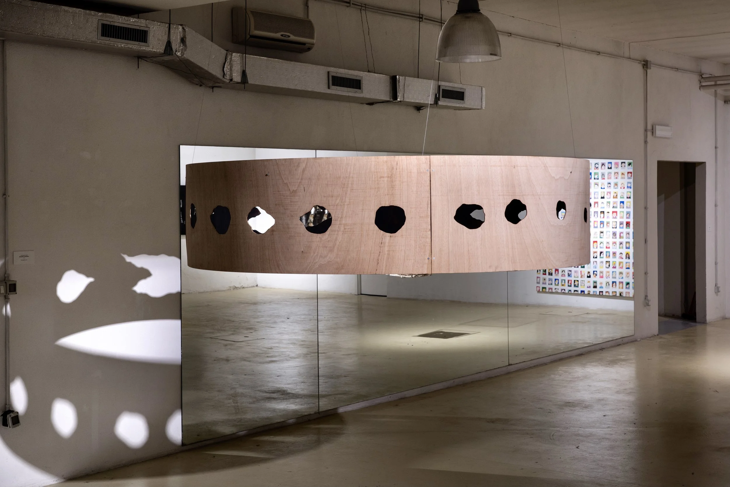 "(The) Facing (The) Habit"
Installation from wood and metal
50 x 200 cm
2022