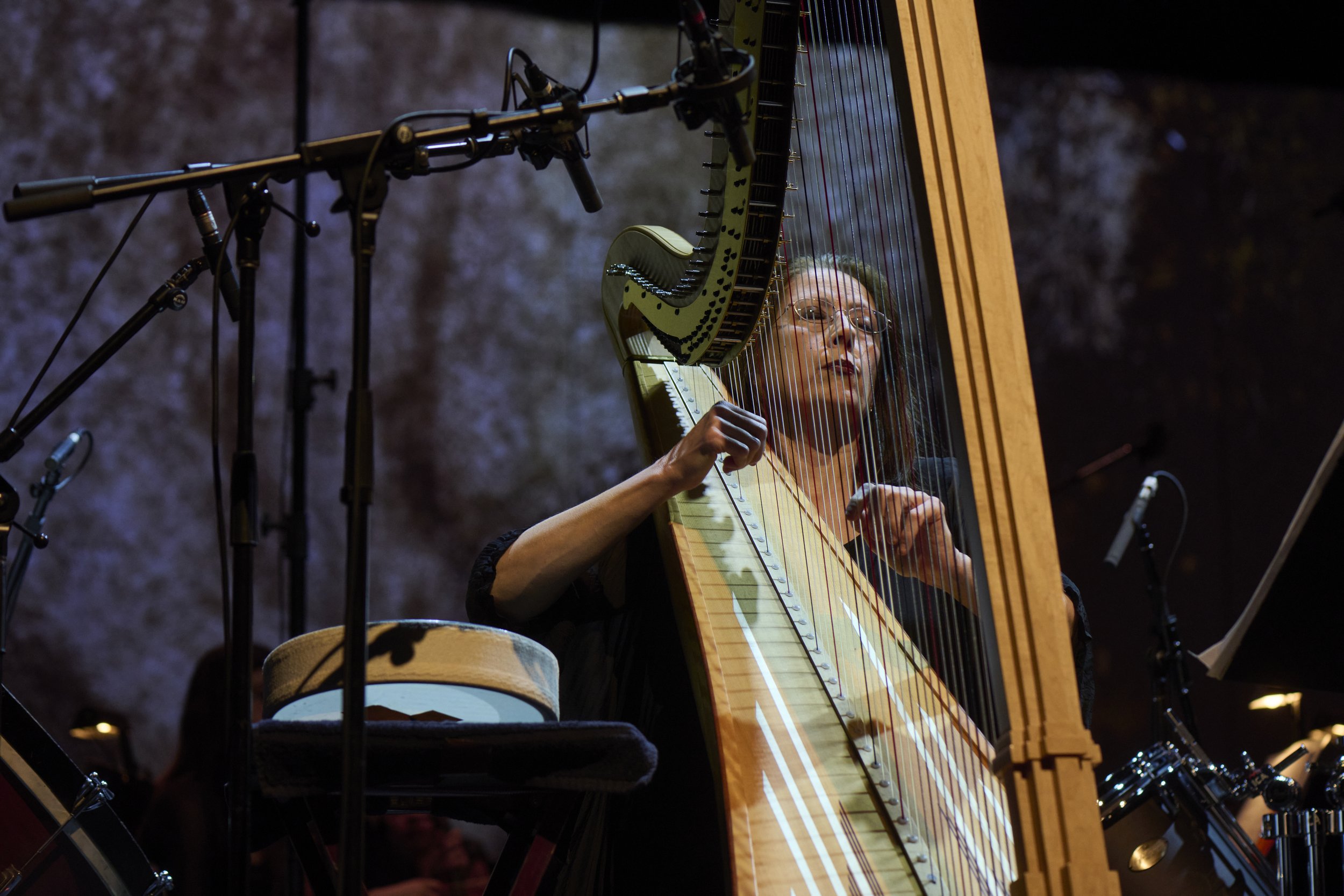 25-10-39_1325 Yolanda Kondonassis.jpg